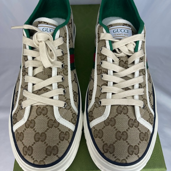 Brand New never worn 100% authentic. UK SZ 9 - Picture 8 of 13
